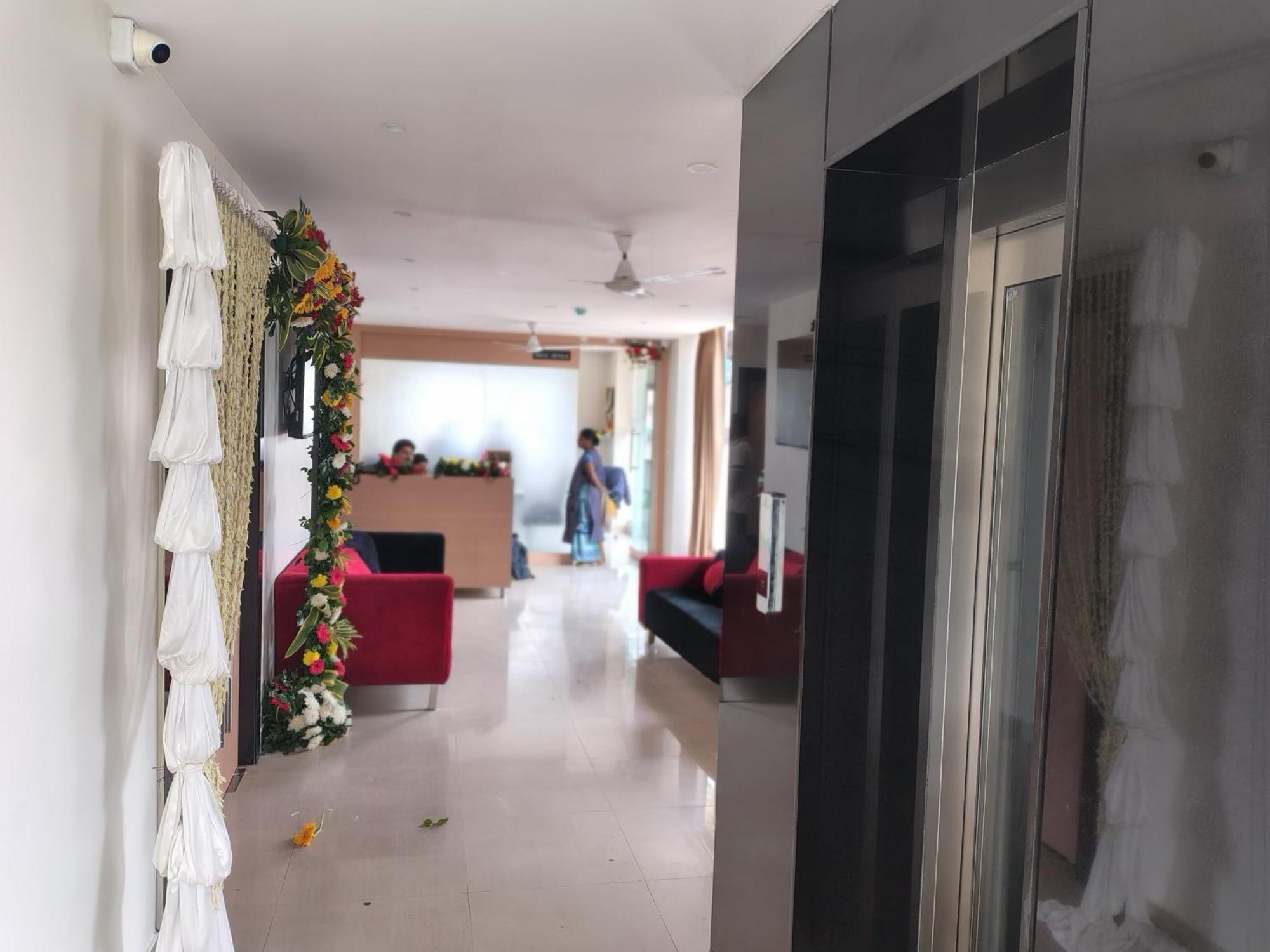 Hotel Blueearth Vizianagaram Exterior photo